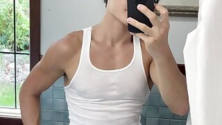 18 Big cock muscle stud Jake Wild bigggwild Onlyfans porn