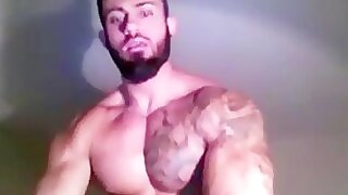 Who is this pumped pecs hunk?