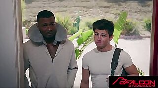 FALCON STUDIOS - Sean Xavier Barebacks Jock Seth Peterson Hard