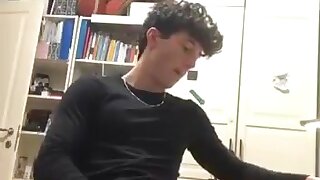 Gamer jerking off yeaha