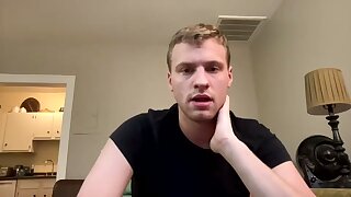 He shows off his big ass and shows off his hole doggy style on the couch