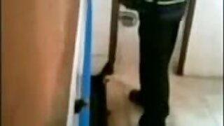 SPY BIG DICK DADDY PISS A PUBBLIC TOILET